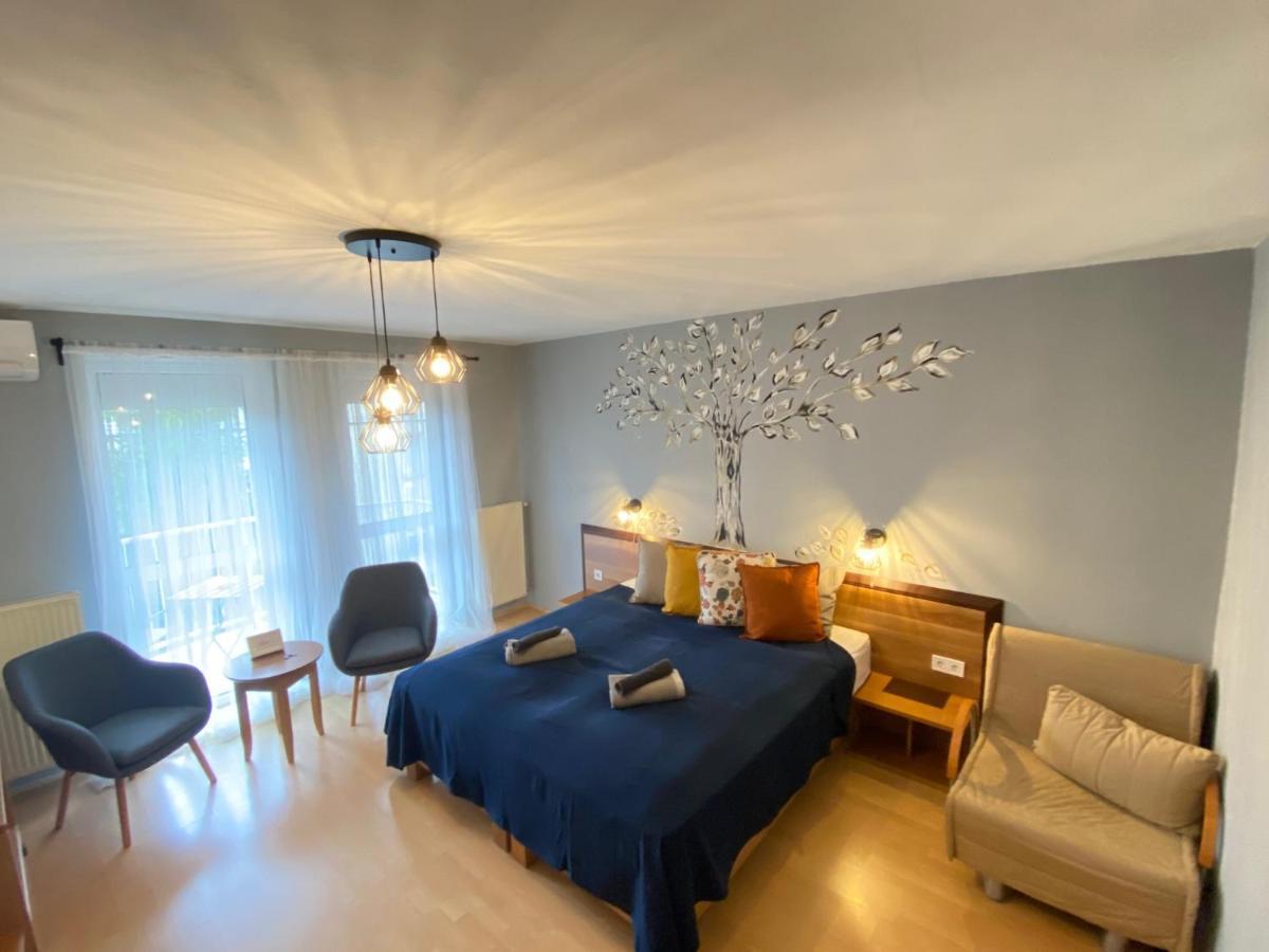 Tündérpart Apartment Eger Esterno foto