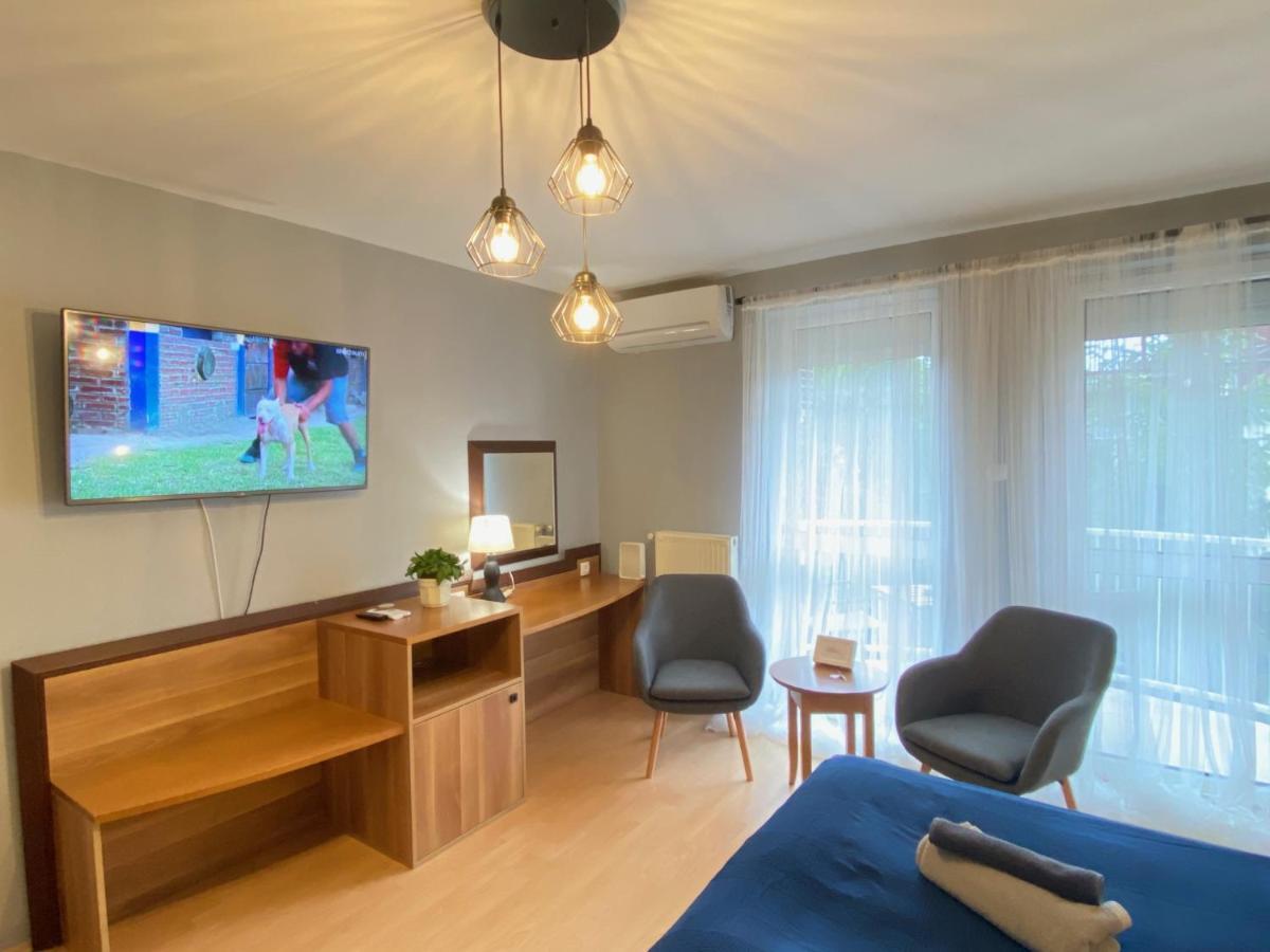 Tündérpart Apartment Eger Esterno foto